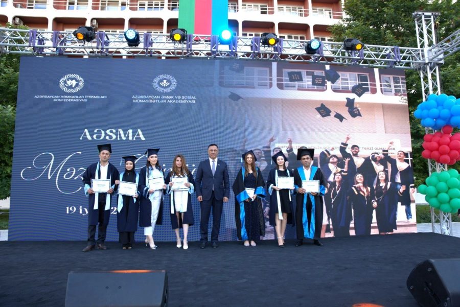 Azərbaycan Əmək və Sosial Münasibətlər Akademiyasında “Məzun günü” keçirilib - FOTO