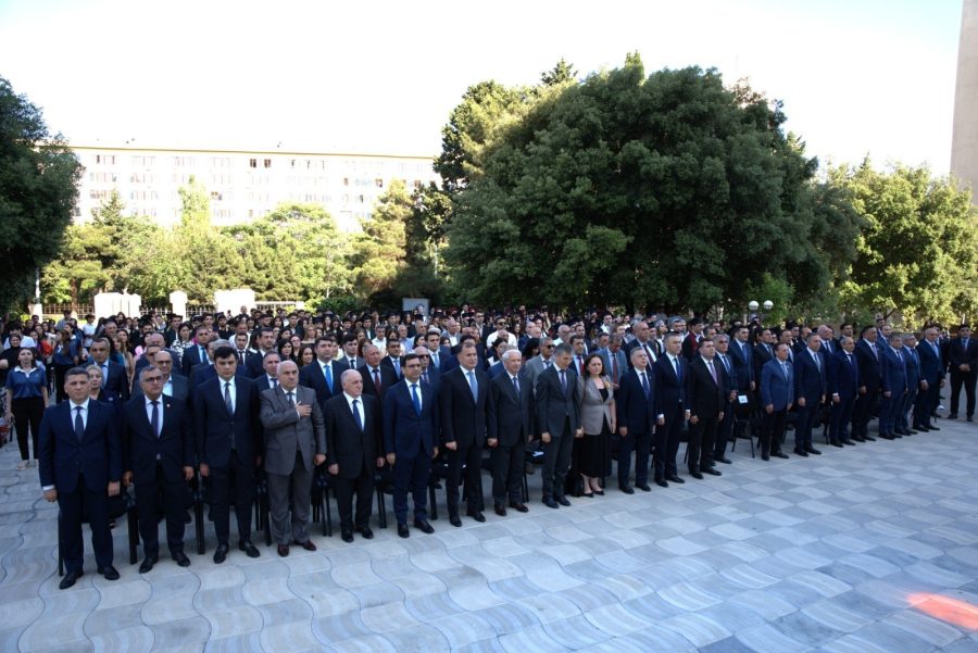 Azərbaycan Əmək və Sosial Münasibətlər Akademiyasında “Məzun günü” keçirilib - FOTO