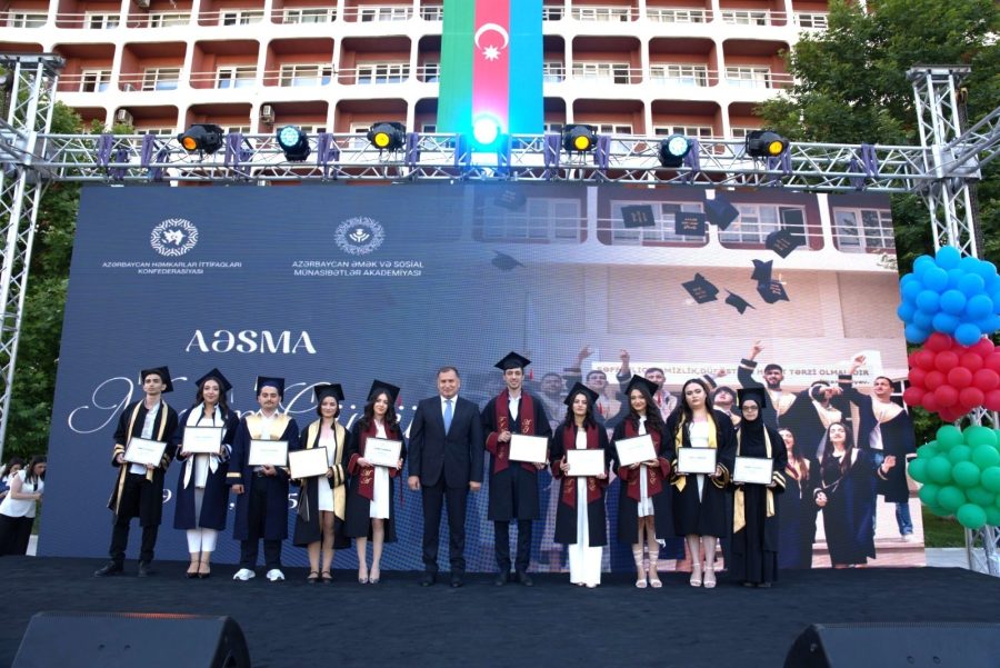 Azərbaycan Əmək və Sosial Münasibətlər Akademiyasında “Məzun günü” keçirilib - FOTO