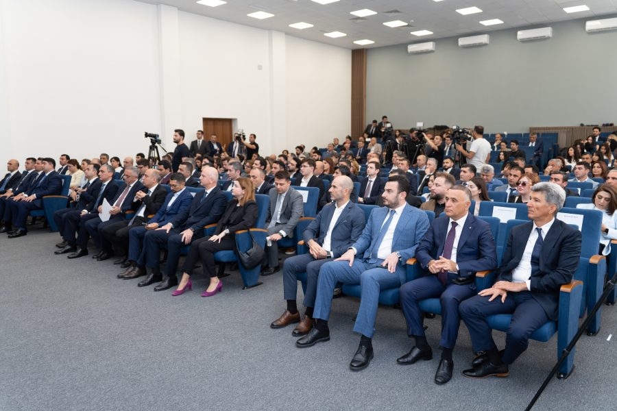 Veysəloğlu Şirkətlər Qrupundan Qarabağ Universitetinə təhsil dəstəyi - FOTO