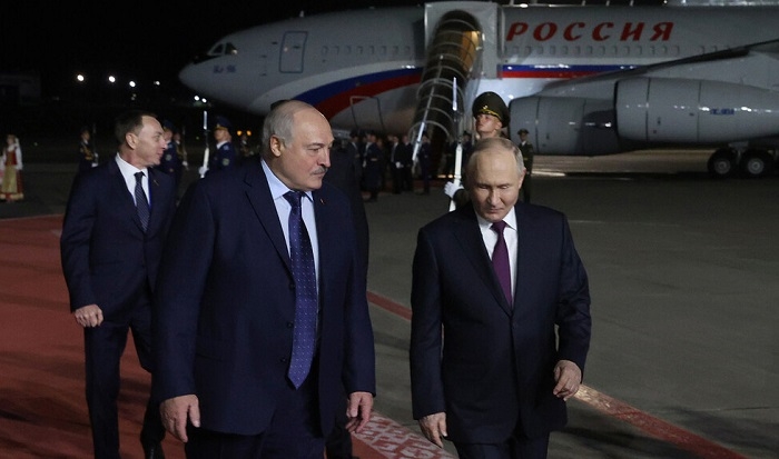 aleksandr lukashenko i vladimir putin