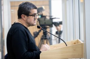 Ona general rütbəsini Armen Sarkisyan verib - Araik