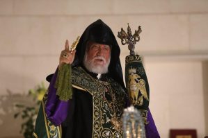 Allahşükür Paşazadə ermənilərin katalikosu ilə görüşəcək?