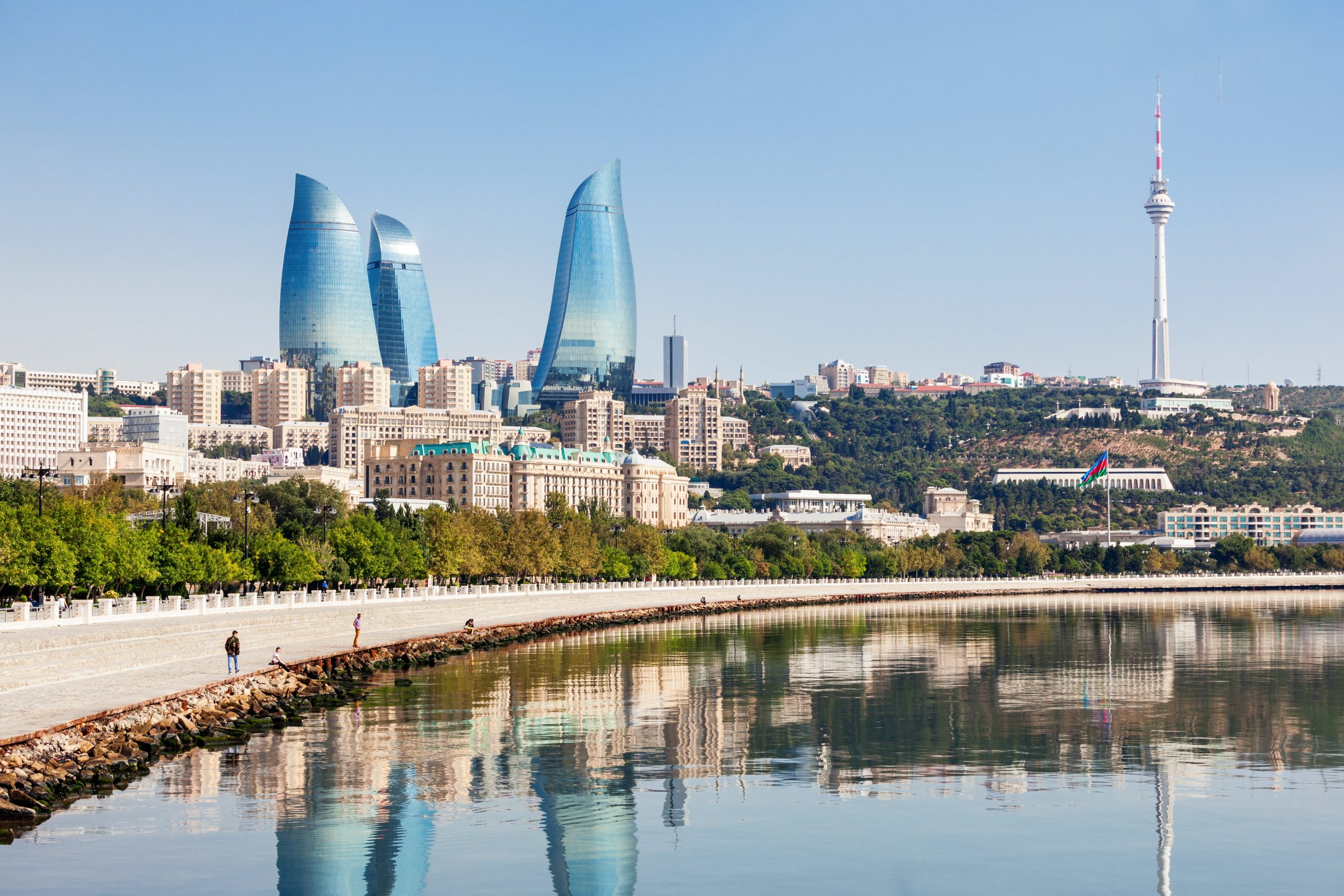 Diqqətli olun: 10 gün sonra Azərbaycanda yeni qadağa qüvvəyə minir 1 baku azerbaijan september 15 2016 baku flame towers is tallest skyscraper baku azerbaijan with height 190 m buildings consist apartments hotel office blocks scaled