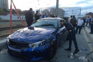 Dəhşətli qəza: BMV divara çırpıldı, 4 gənc öldü - FOTOLAR+TƏFƏRRÜAT