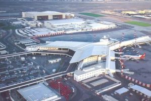 Küveytdə hava limanında sərnişinlər bomba təhlükəsi ilə təxliyə edilib