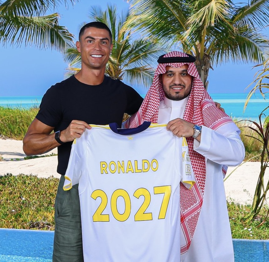 Ronaldo karyerası ilə bağlı qərar verdi - FOTO
