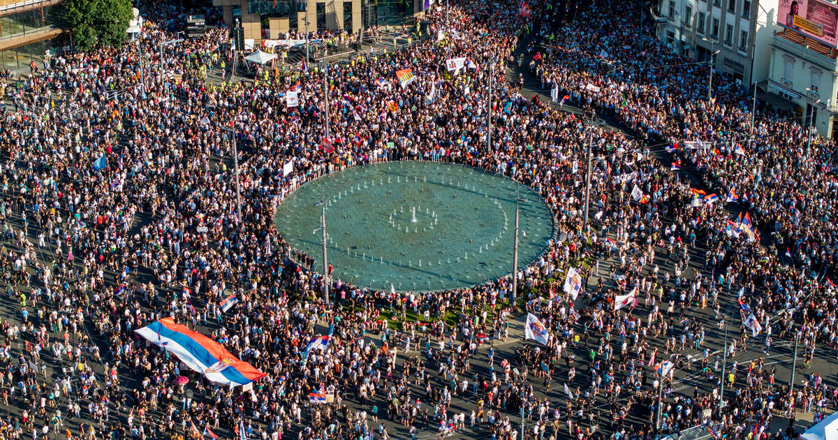 Serbiya qarışdı: on minlərlə insanın tələbi var – VİDEO/YENİLƏNİB