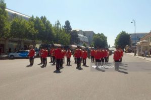 Gəncədə hərbi yürüş keçirilir - FOTOLAR