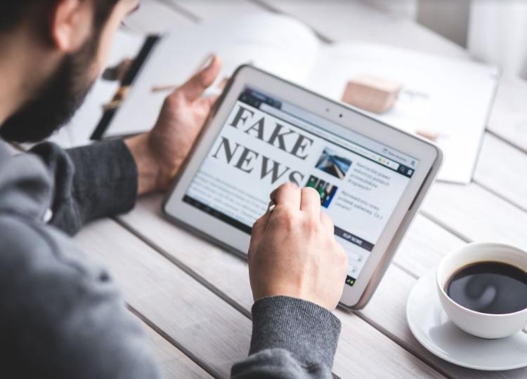 Saxta xəbərlərin gücü: bir cəmiyyət necə qütbləşdirilir?