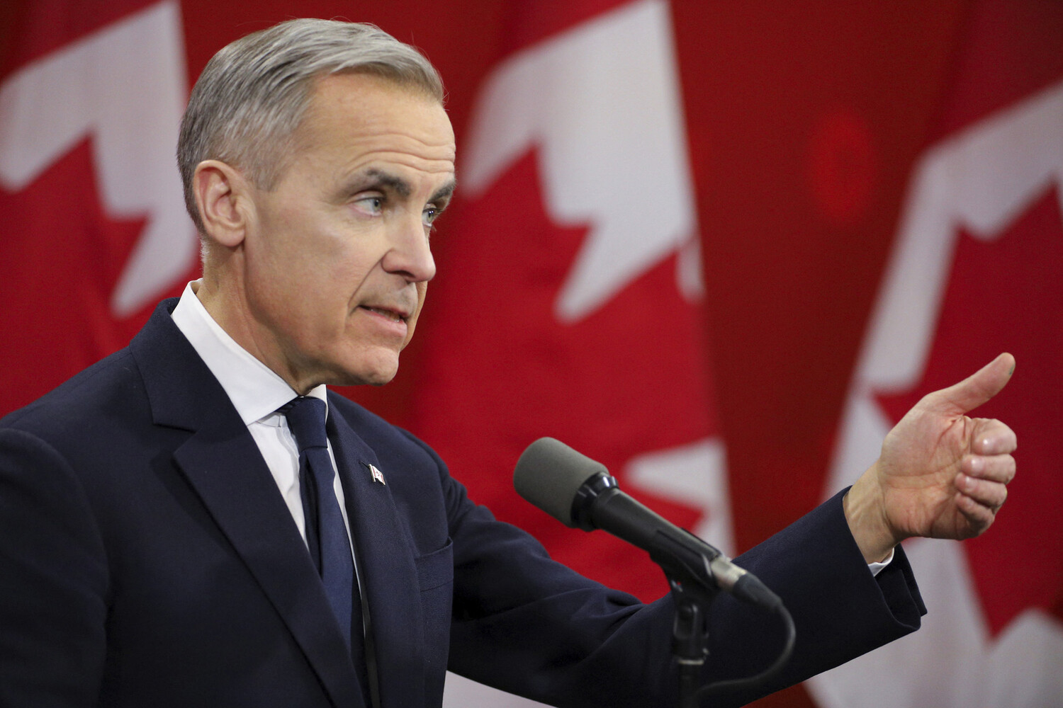 Tədbirdən çıxan kimi tənqid edildi - Trampa zərbə