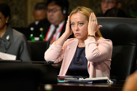 Meloni Cənubi Qafqazın “gizli açarı”nı kəşf etdi – Brüsseldəki rəqibinə gözdağı