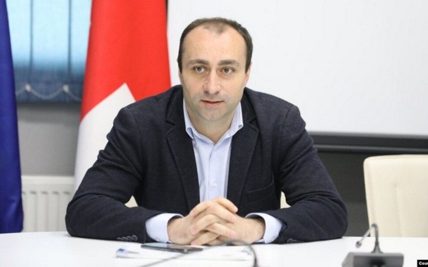 nAZIR 1