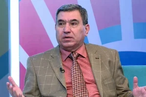 Əməkdar artist xəstəxanaya yerləşdirildi 32 Əməkdar artist xəstəxanaya yerləşdirildi