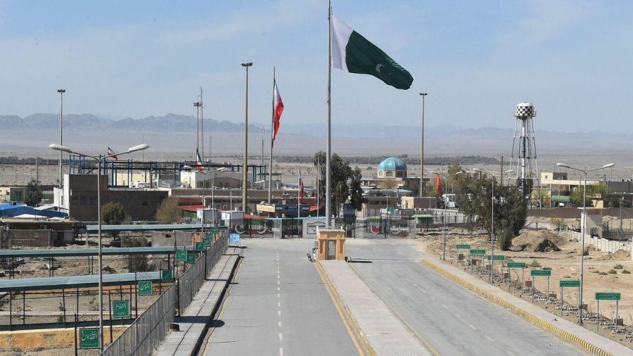 Pakistan İranla sərhədi bağladı 1 pakistan shuts iran border crossings amid rising israel iran tensions 3202947