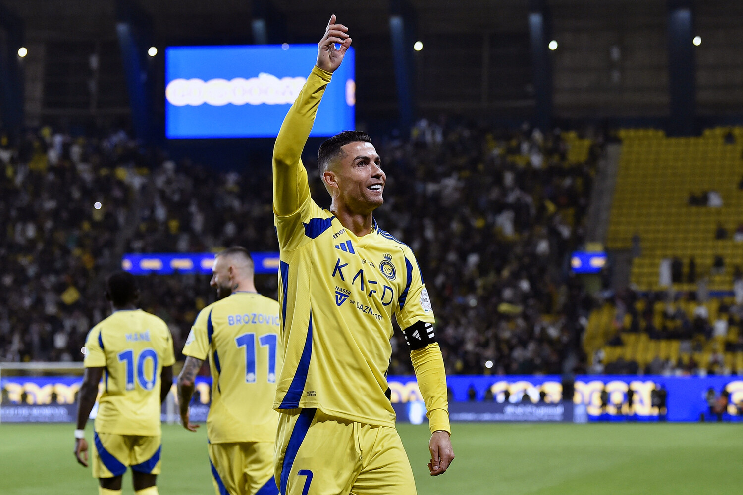 Ronaldo karyerasını hansı klubda davam etdirəcəyini açıqladı