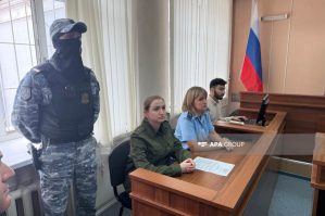 Yekaterinburqda saxlanılan azərbaycanlıların məhkəməsi: həbs qərarı verildi - VİDEO