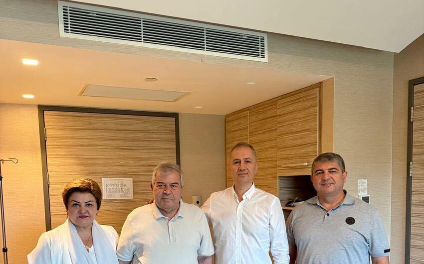 Xalq şairi Sabir Rüstəmxanlı əməliyyat olunub