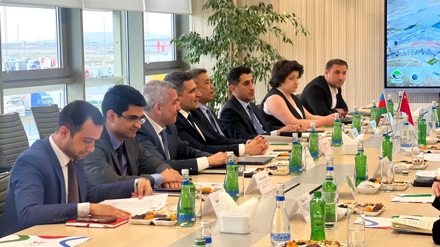 Bakı Limanı və Quandun limanları arasında əməkdaşlıq müzakirə olundu