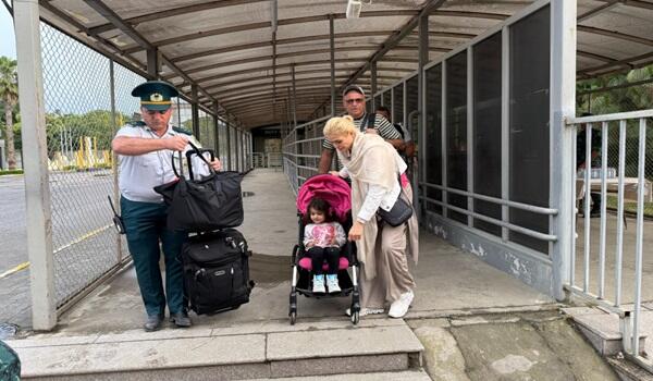 Bu ölkələrin vətəndaşları İrandan Azərbaycana keçdi - FOTO 1 serhed kecid1