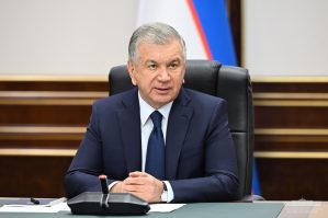 Azərbaycan strateji körpü rolunu oynayır - Mirziyoyev