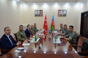 Türkiyə nümayəndə heyəti Quru Qoşunları Komandanlığında - FOTOLAR