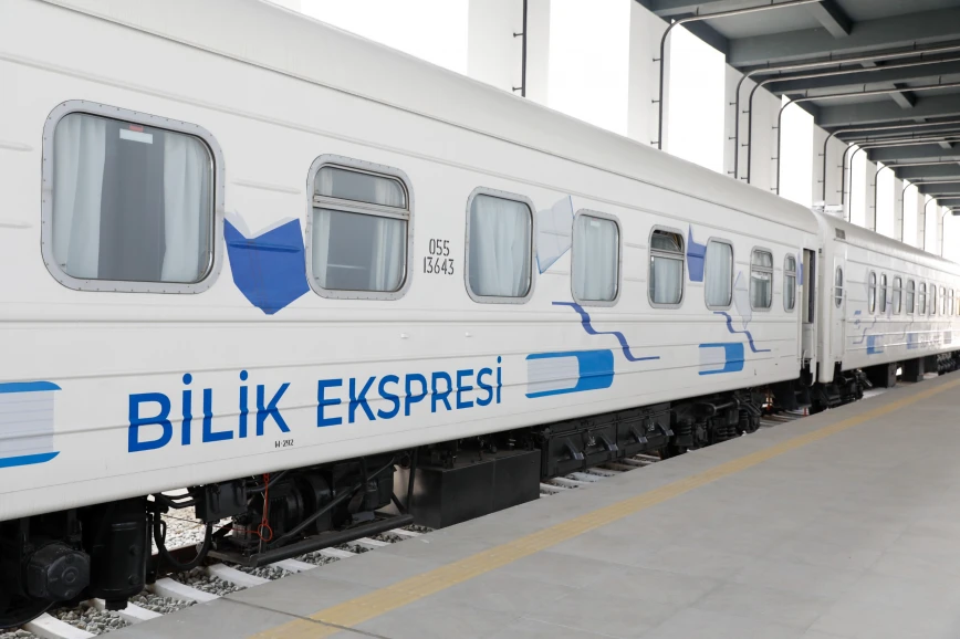 ADY-nin “Bilik Ekspresi” səyyar təlim qatarı istifadəyə verildi - FOTO 1 whatsapp image 2025 06 19 at 162210