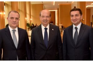 Ersin Tatar Ceyhun Bayramov və Hikmət Hacıyevlə görüşdü - FOTO