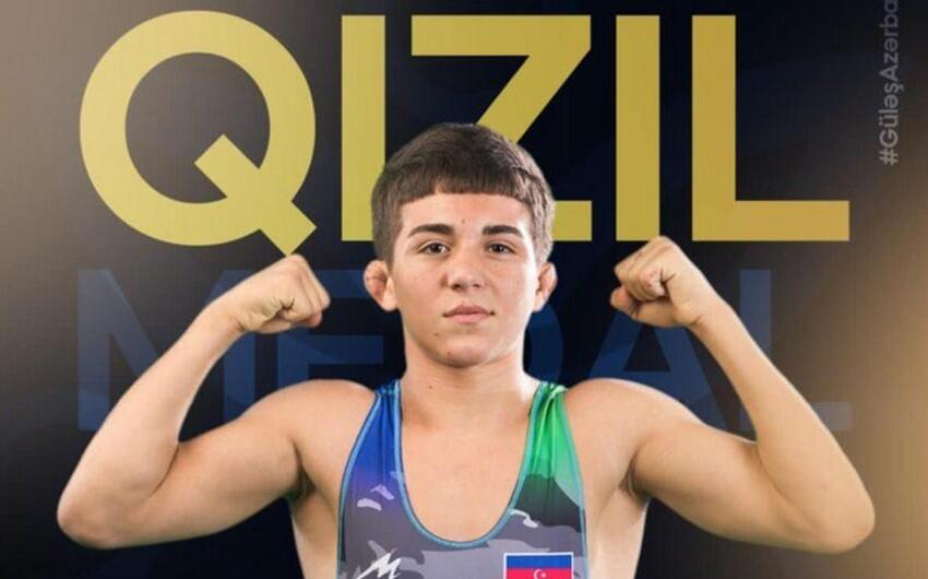 Güləşçimiz Afinada dünya çempionu oldu