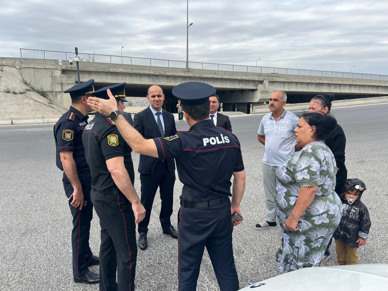DİN əməkdaşları əhali arasında monitorinq apardı - FOTOLAR 1 4 2