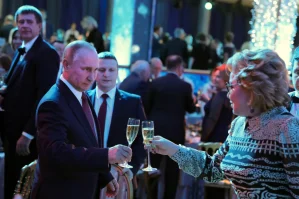 Putinin “sağ əli” məşhur oyuncağı hədəfə aldı,  “müharibə” başladı - Azərbaycanlılar da bilir