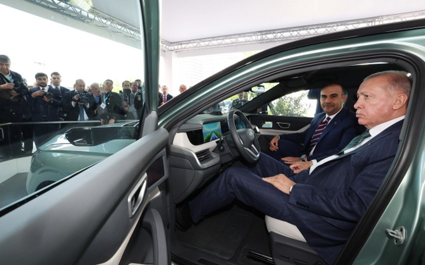 Ərdoğan "TOGG"un yeni modelini sürdü 1 5abde134 a618 34d3 8353 a066b2a0da2e 850