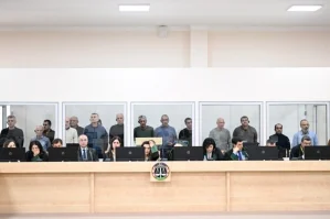 Doğmaları qətlə yetirilən şəxslər məhkəmədə ifadə verdilər