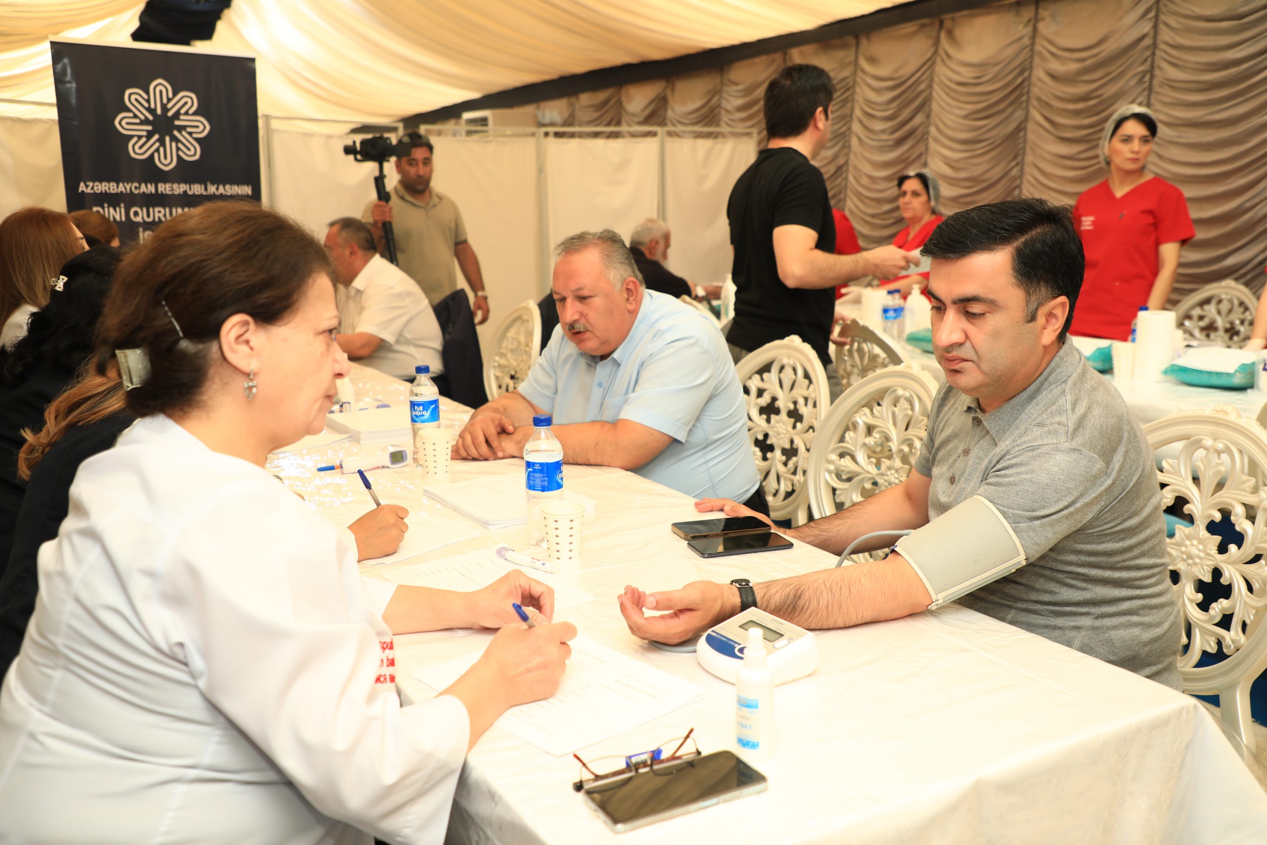 Gəncədə qanvermə aksiyası keçirildi - FOTOLAR 4 Gəncədə qanvermə aksiyası keçirildi - FOTOLAR