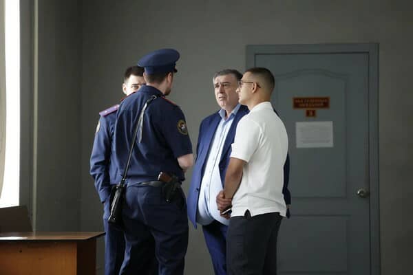 TƏCİLİ! Şıxlınskinin oğlu Yekaterinburqda saxlanıldı – Təfərrüat / FOTO 1 TƏCİLİ! Şıxlınskinin oğlu Yekaterinburqda saxlanıldı – Təfərrüat / FOTO