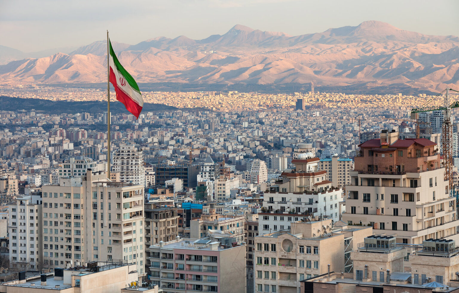 Müzakirələr başladı: Tehran üç ölkə ilə razılaşdı 1 Iran 5 1536x982 1