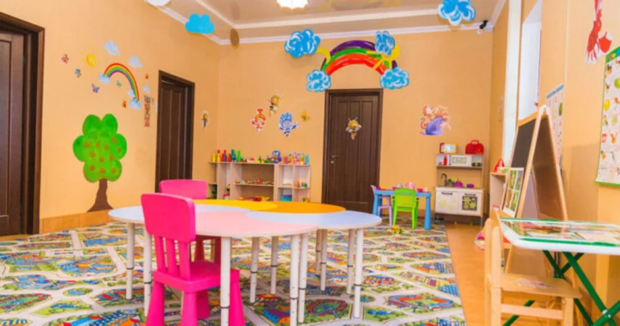 Xırdalanda uşaq bağçasında azyaşlıları zirzəmiyə salırlar? - VİDEO