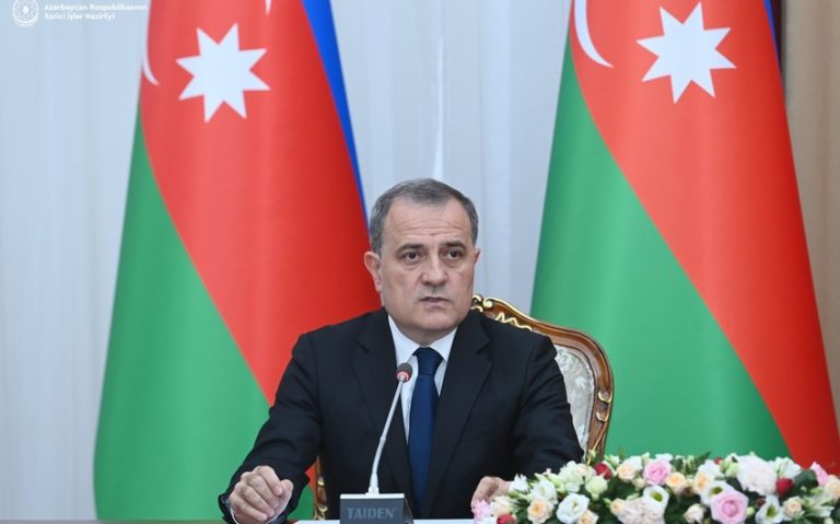 Ceyhun Bayramov Səmərqənd şəhərinə işgüzar səfərə yola düşüb