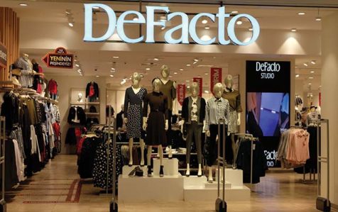 defacto