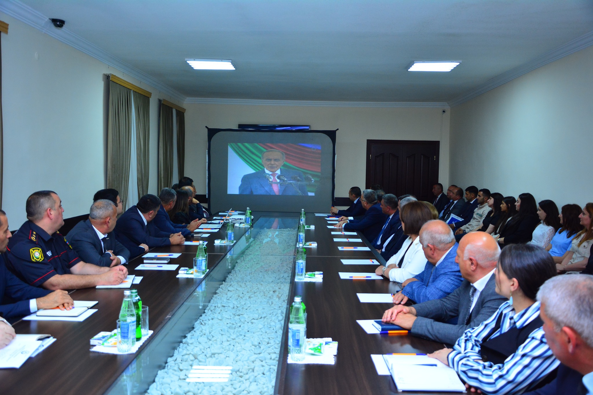 Ağstafada “Qərbi Azərbaycan İrsi” kitabının I cildinin təqdimatı keçirildi - FOTOLAR 6 Ağstafada “Qərbi Azərbaycan İrsi” kitabının I cildinin təqdimatı keçirildi - FOTOLAR