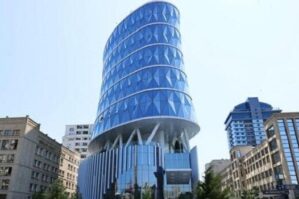 DGK-nın yeni binasında ofisi su basdı - VİDEO