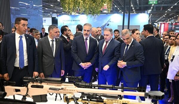 hakan fidan stend azerbaycan