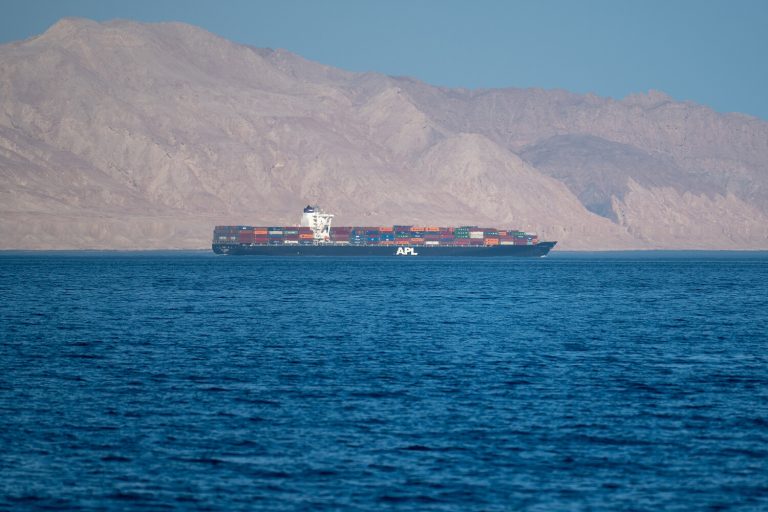 Hörmüz boğazı tankerlər üçün açıqdır - SEPAH generalı