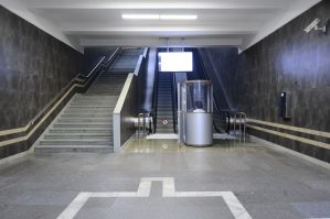 Bakı metrosunda həyəcanlı anlar: Ana və üç övladı...