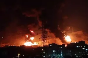 İranda İsrailin vurduğu neft anbarında güclü yanğın başladı - VİDEO