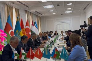 “Azərbaycan-Özbəkistan ədəbi-mədəni əlaqələri” mövzusunda dəyirmi masa keçirildi - FOTOLAR