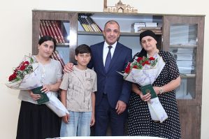 Şəhid anası və şəhid yoldaşı məzun oldu - FOTOLAR