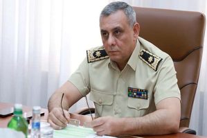 İki il sonra hərbi formada iclas keçirdi - FOTO