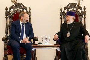 II Qaregin Paşinyanla bağlı əmr verdi