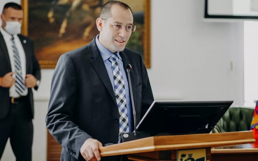 İsrailin yeni səfiri bu gün Bakıya gələcək 1 ronen kraus